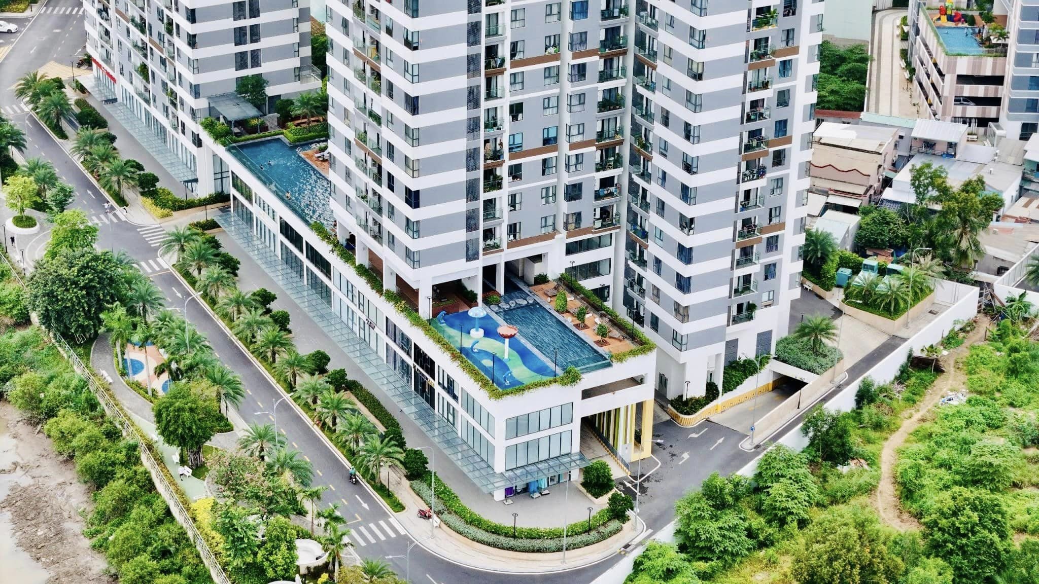 Căn hộ Dlusso Emerald 68M 2Pn 2Wc có sân vườn