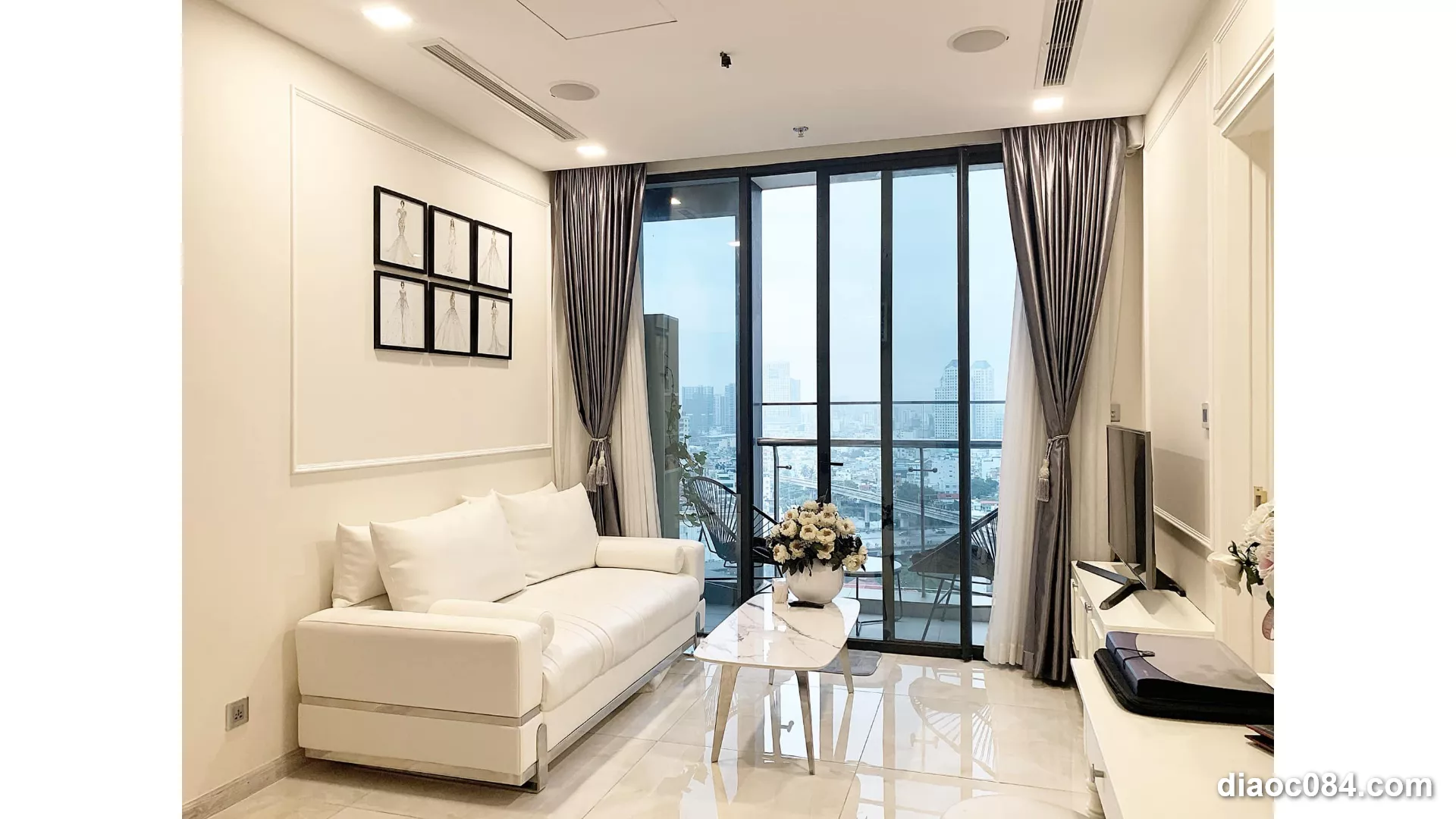 Căn hộ Vinhomes Golden River 70M² 2PN 2WC Full nội thất