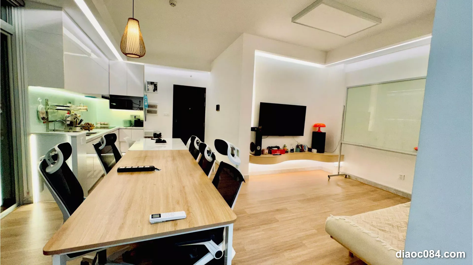 Bán Căn Hộ Paris Hoàng Kim 75m Nội Thất Đẹp, Hợp Đồng Thuê 20 Triệu/Tháng