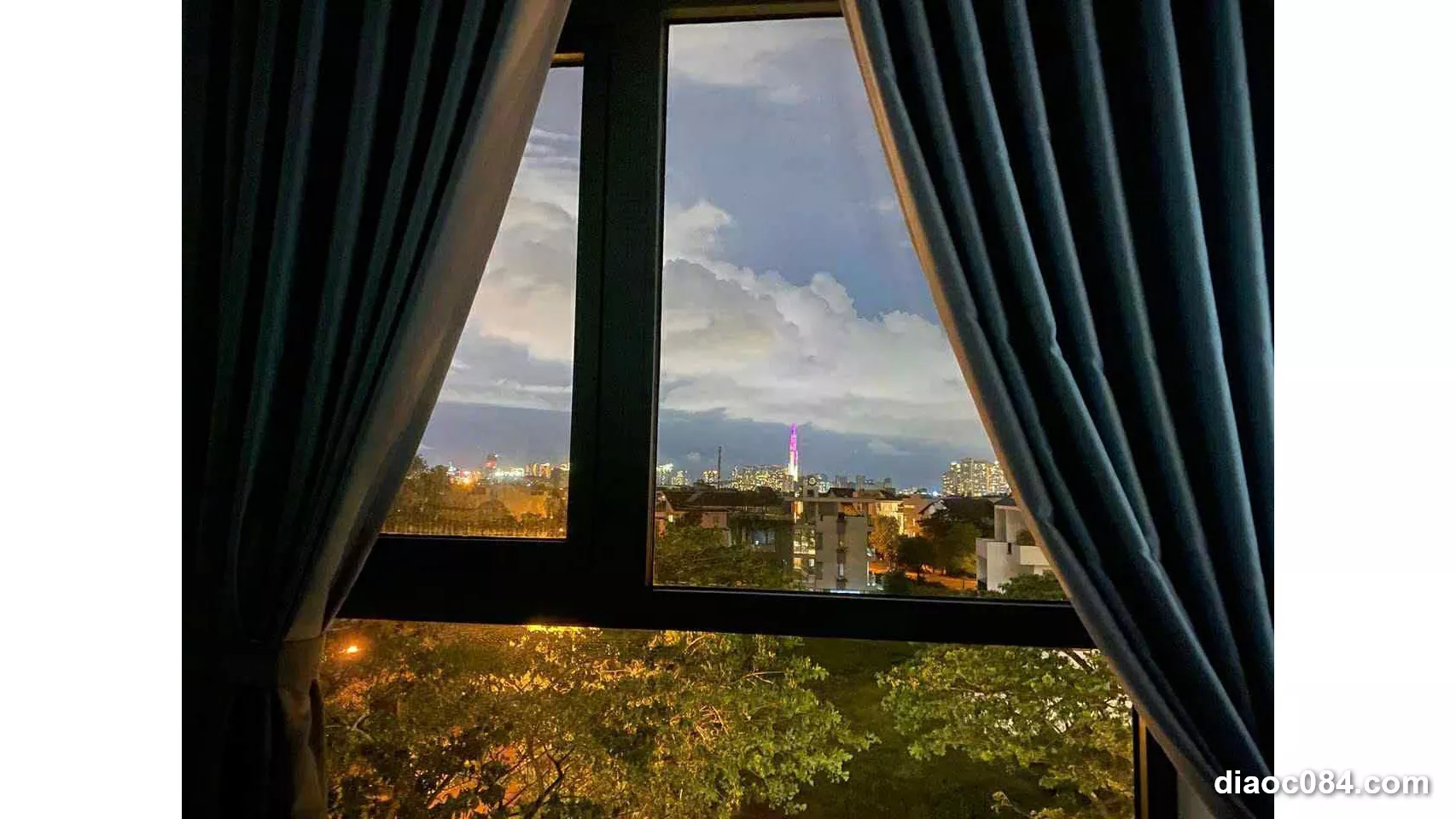Cho Thuê Officetel Thủ Thiêm Dragon Quận 2 – 35m2 Full Nội Thất View Landmark