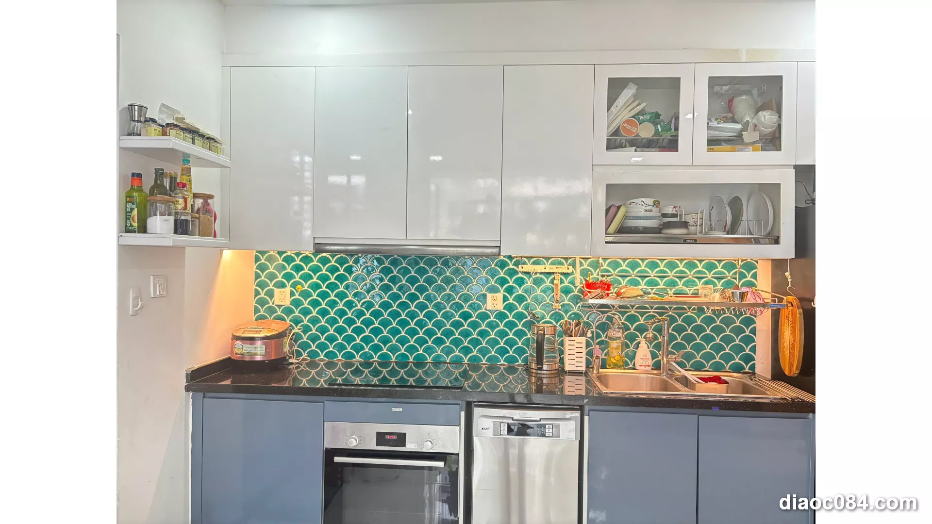 Bán Căn Hộ Vinhomes Central Park 2PN 72m &#8211; View Sông, Giá 8.8 Tỷ