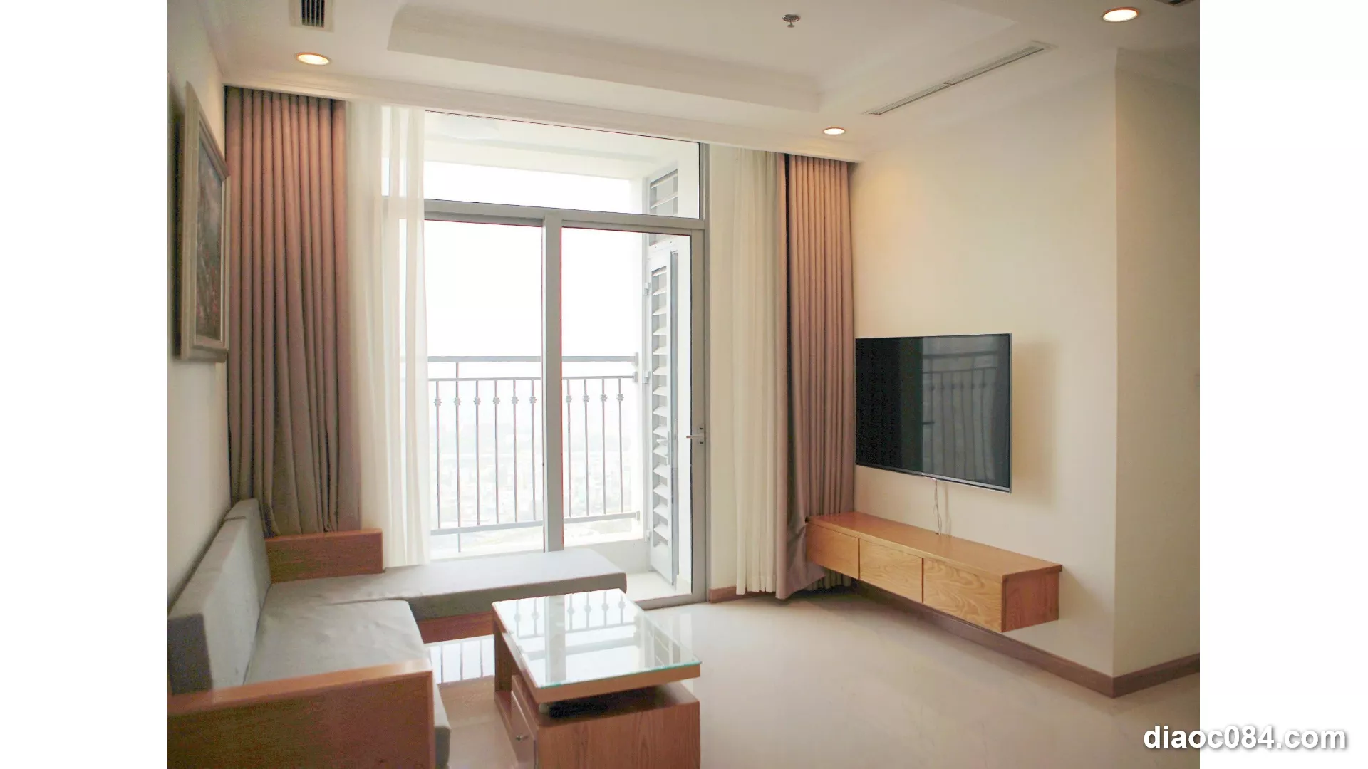 Cho Thuê Căn Hộ Vinhomes Central Park 2PN View Đẹp Quận Bình Thạnh