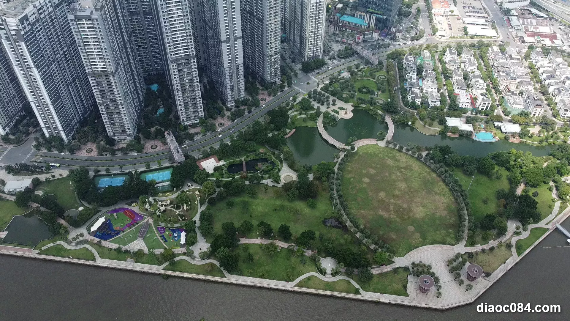 Căn hộ 1PN Vinhomes Central Park giá 6 tỷ &#8211; Đầu tư sinh lời đỉnh cao!