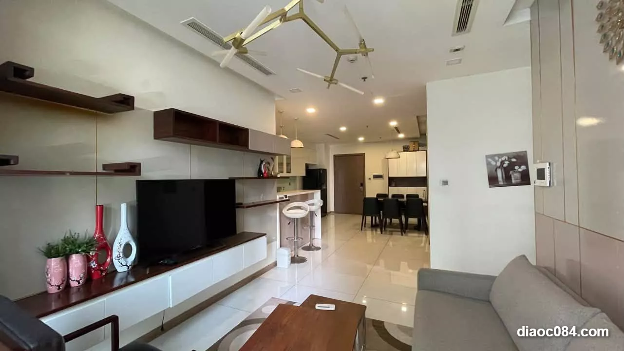 Thuê Căn Góc Vinhomes Central Park 87m Full Nội Thất, Bồn Tắm Nằm Sang Trọng