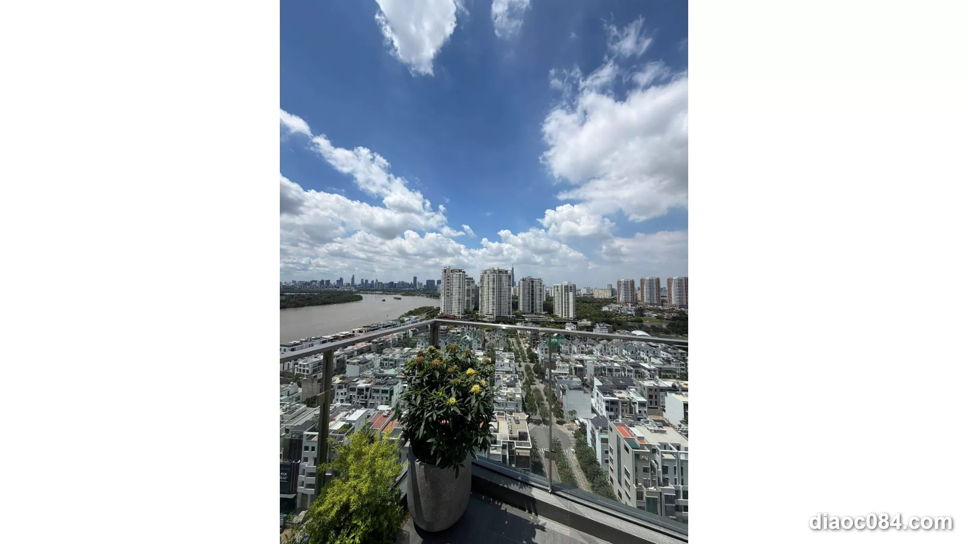 Cho Thuê Penthouse One Verandah Quận 2 &#8211; Sang Trọng Đỉnh Cao, Full Nội Thất Cao Cấp