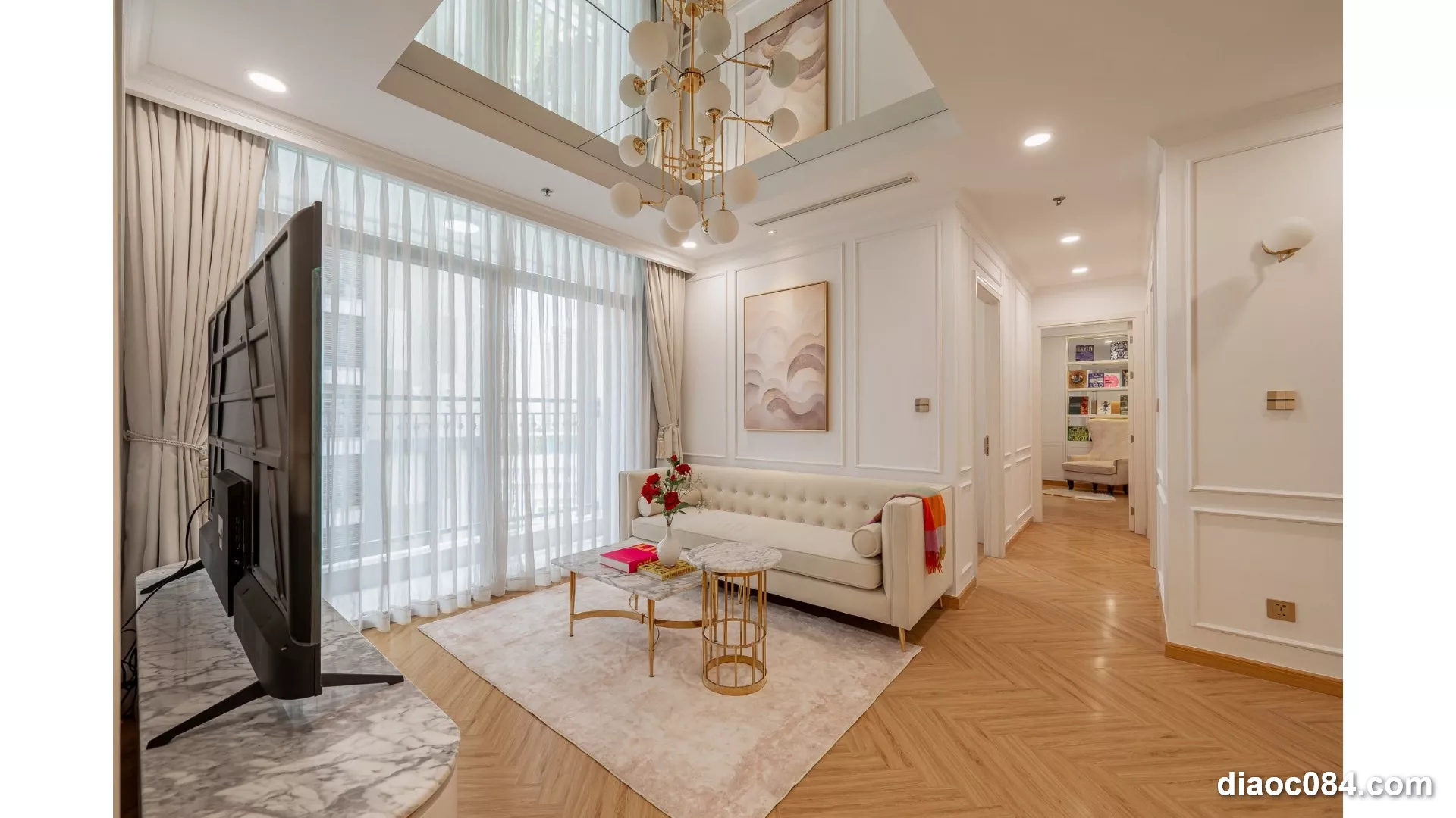 Bán Căn Góc Vinhomes Central Park 108m 3PN Nội Thất Cao Cấp, View Bitexco &#038; Landmark 81