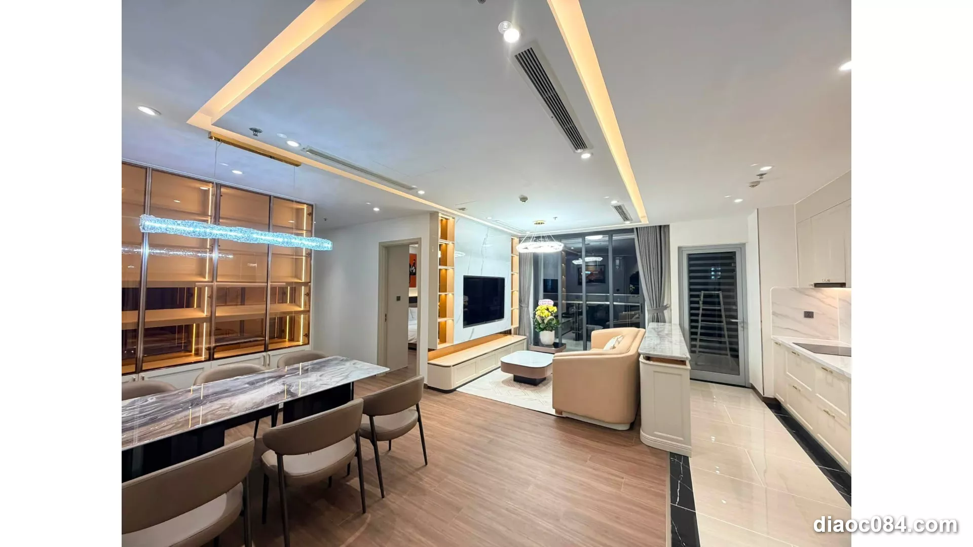 Căn hộ Vinhomes Central Park – Nội thất cao cấp, view Landmark 81, gần công viên