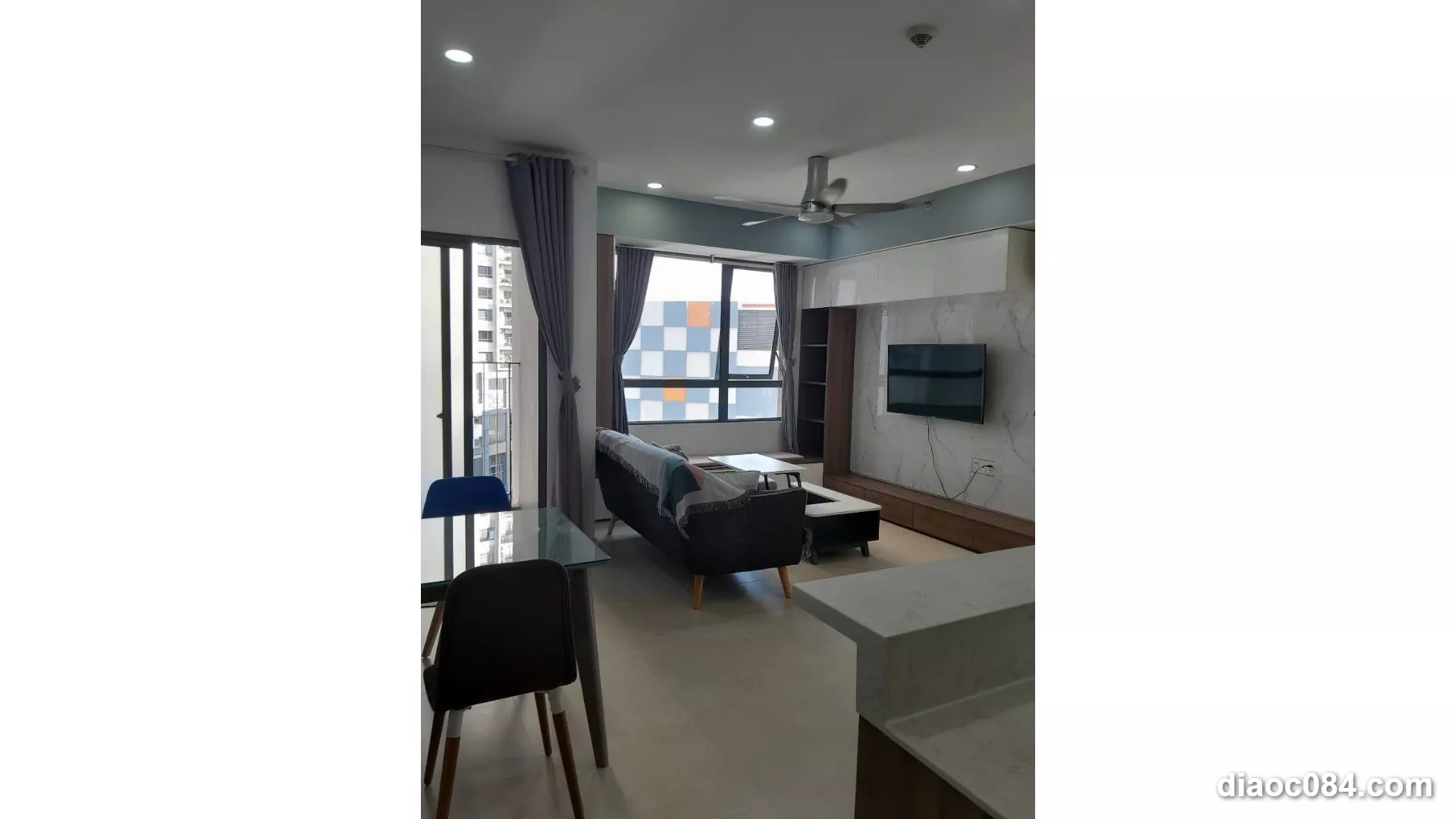 Căn Góc Masteri Thảo Điền 70m Full Nội Thất, Tầng Trung View Thoáng Đẹp