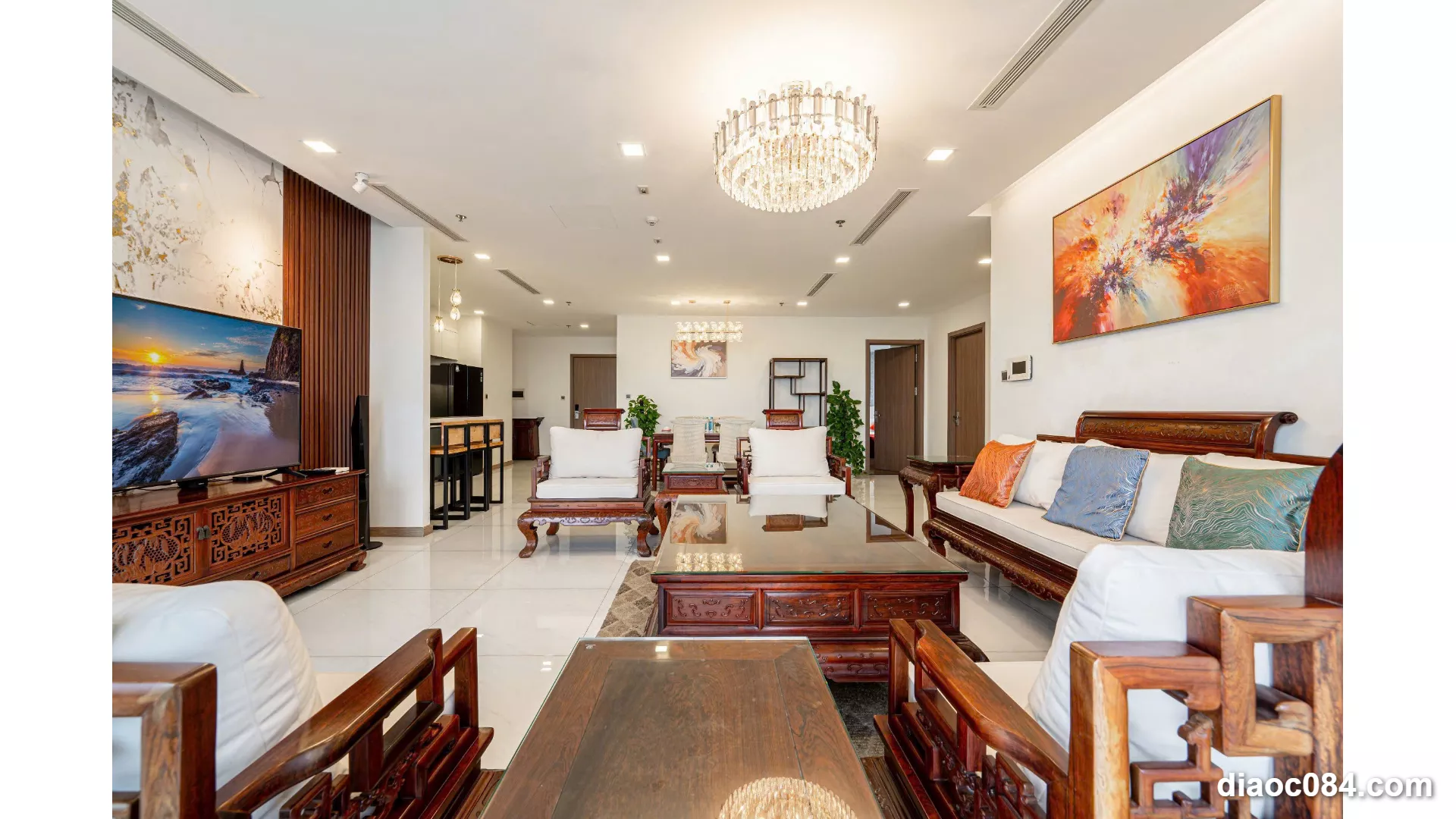 Cho Thuê Căn Góc Vinhomes Central Park 187m Full Nội Thất, 3 Ban Công View Sông